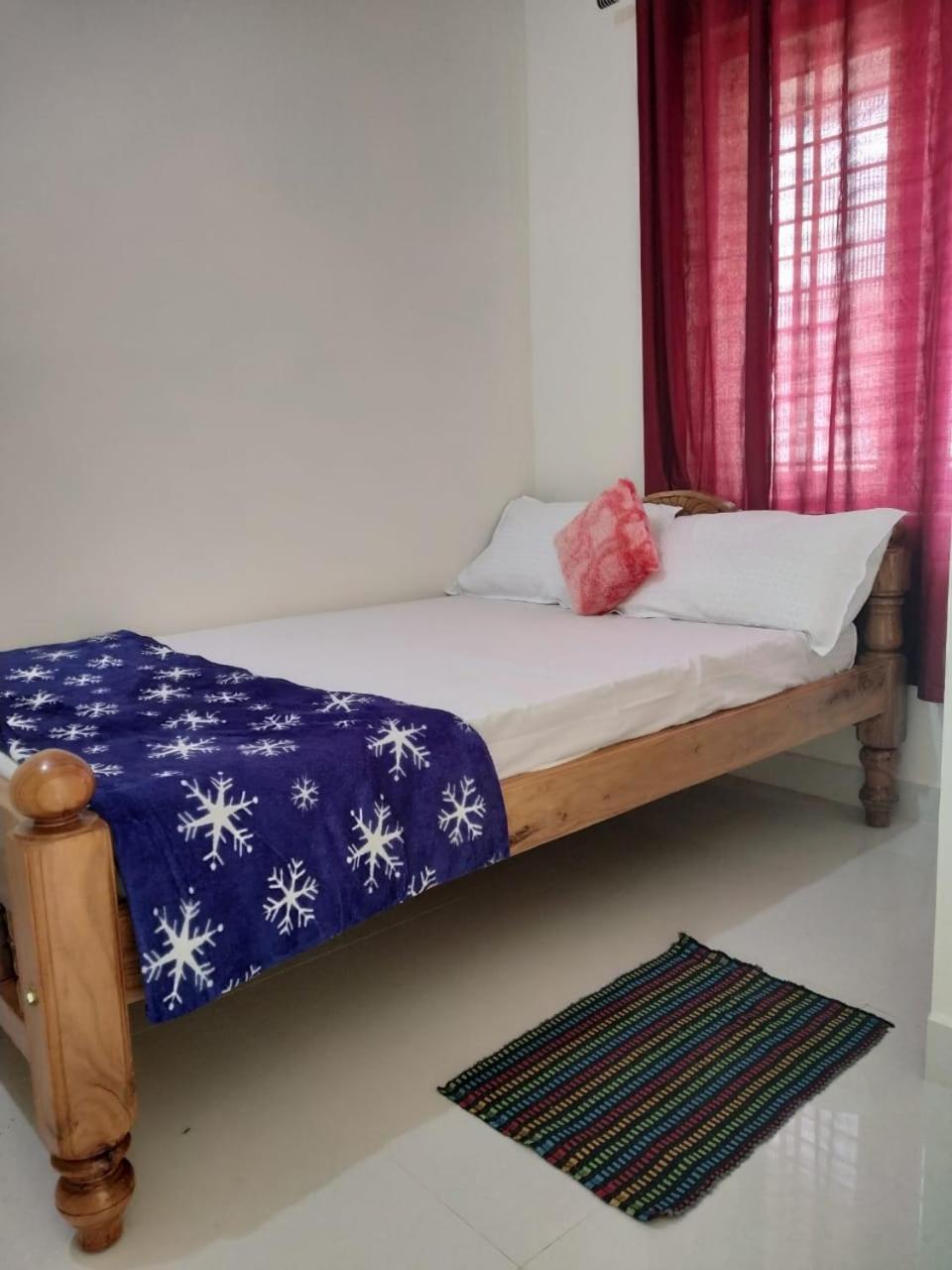 Wheel To Hills Stay Inn Service Apartments Chikmagalūr Exterior foto