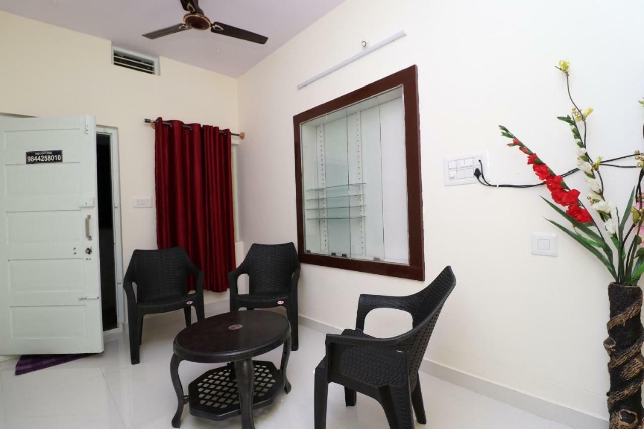 Wheel To Hills Stay Inn Service Apartments Chikmagalūr Exterior foto